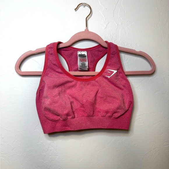 Gymshark Vital Pink Sports Bra seamless support flattering size small - Picture 1 of 3